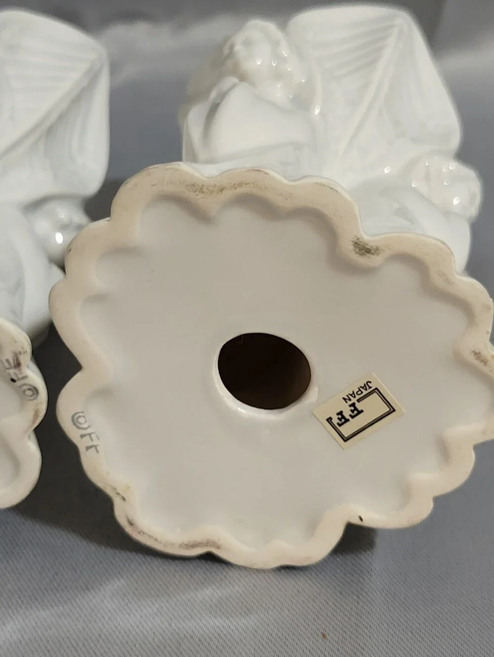 Vintage Pair Fitz and Floyd Praying Angels Candleholders with Candles Box Japan